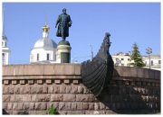 Памятник А. Никитину в Твери