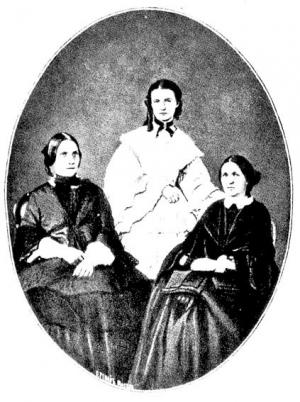 М. В. Белинская с дочерью и сестрой А. В. Орловой, 1860-е гг.